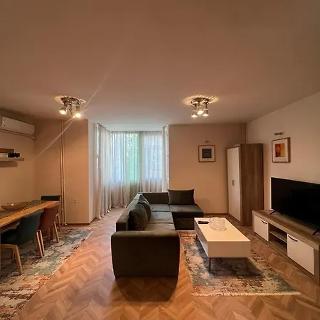 Apartment Parliament Free Parking *